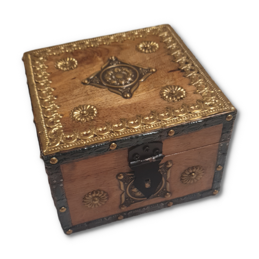 Med Brass Inlay Sq Wood Box